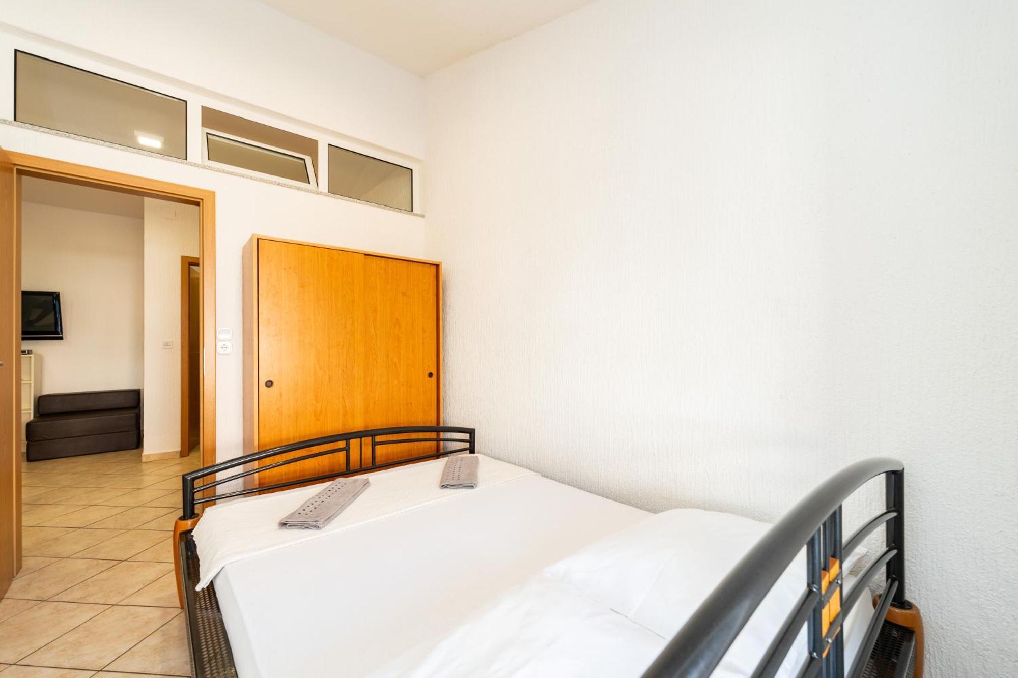 נובליה Apartments Cvetka מראה חיצוני תמונה