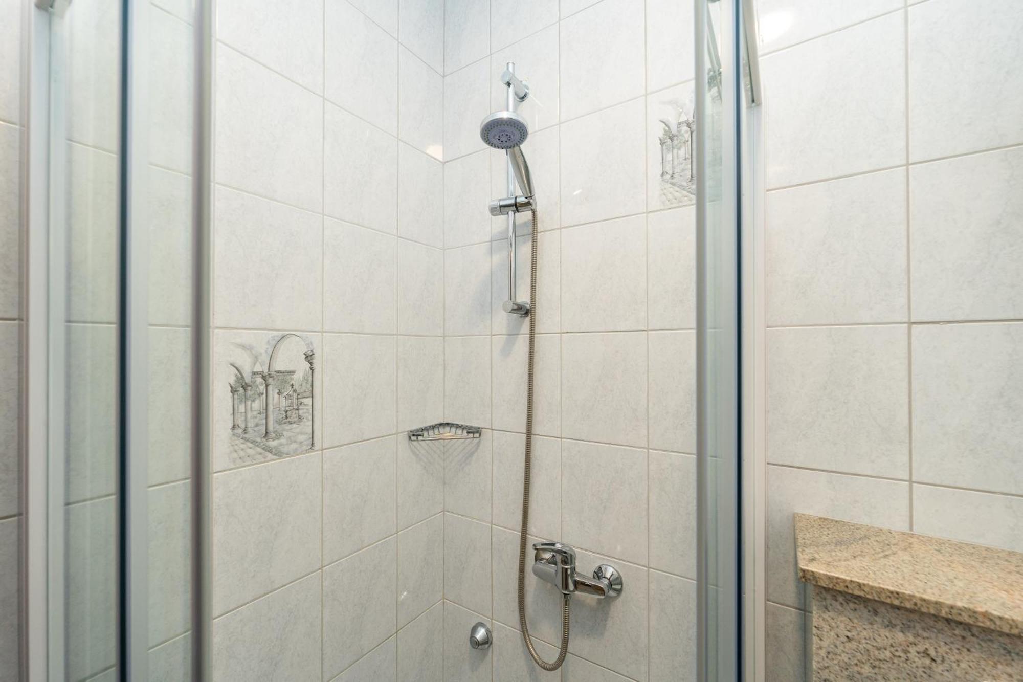 נובליה Apartments Cvetka מראה חיצוני תמונה
