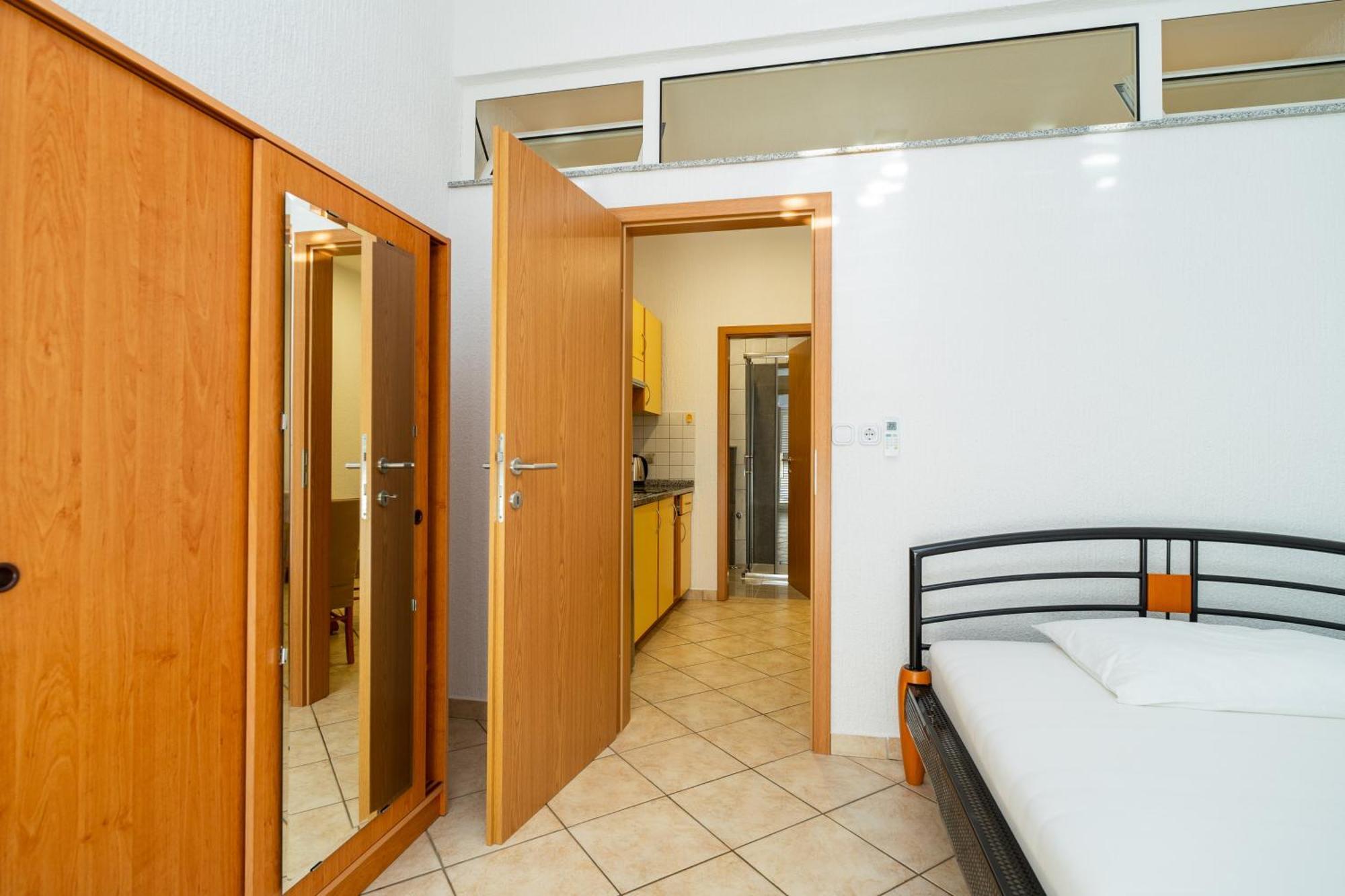 נובליה Apartments Cvetka מראה חיצוני תמונה
